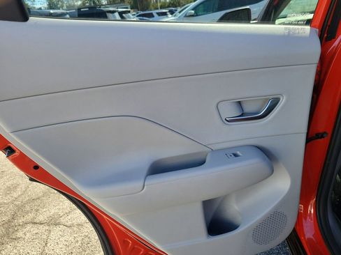 New 2025 Hyundai Kona Limited image 9