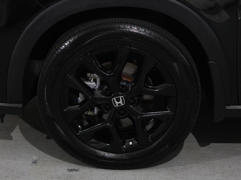 Used 2025 Honda HR-V Sport image 18