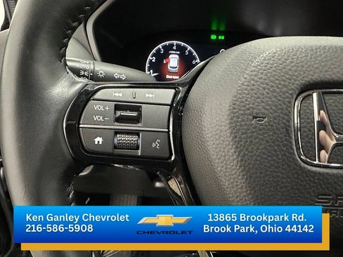 Used 2025 Honda HR-V EX-L image 11
