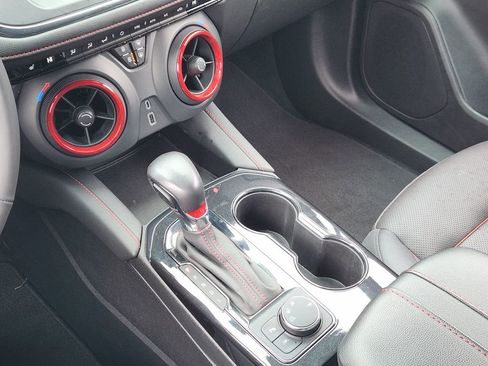 Used 2022 Chevrolet Blazer RS FWD image 19