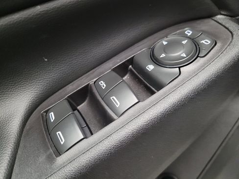 Used 2020 Chevrolet Equinox LT w/ Driver Convenience Package FWD image 27