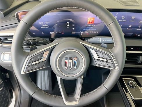 New 2026 Buick Enclave Preferred w/ Power Package image 7