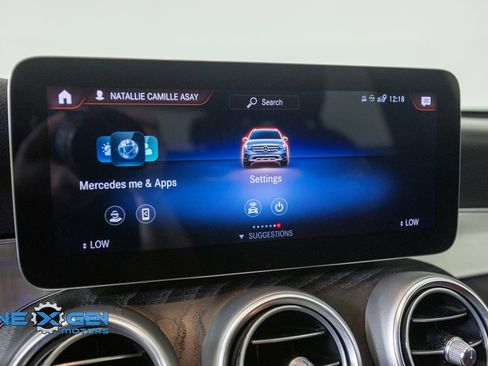 Used 2021 Mercedes-Benz GLC 300 4MATIC image 23