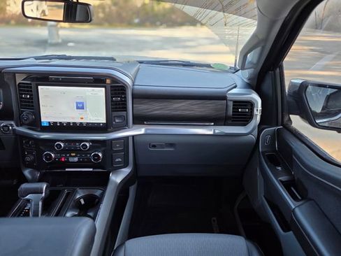 Used 2025 Ford F150 Lariat w/ Equipment Group 502A High image 18