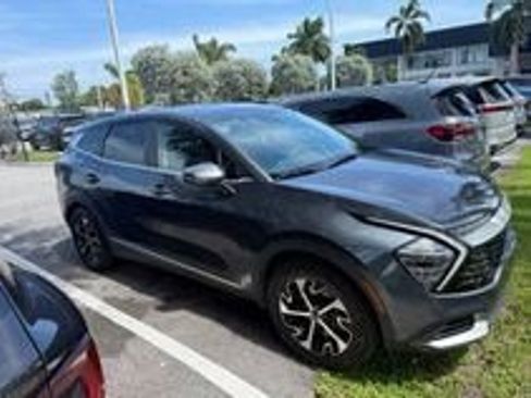 Certified 2024 Kia Sportage EX FWD image 2