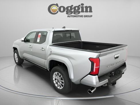 New 2026 Toyota Tacoma Limited AWD/4WD image 9
