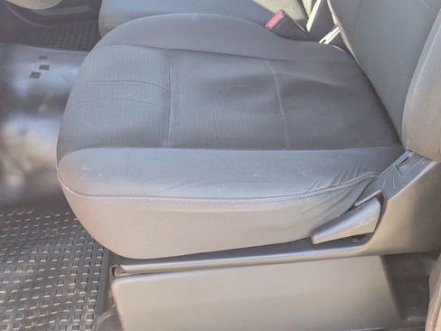 Used 2015 Nissan Titan S image 19