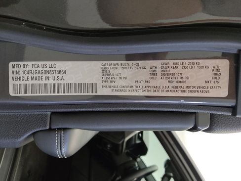 Used 2022 Jeep Grand Cherokee Altitude image 33