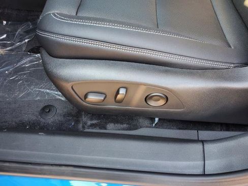 New 2025 Chevrolet Blazer EV LT image 9