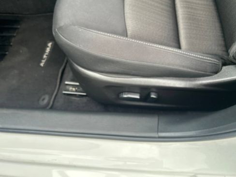 Certified 2025 Nissan Altima 2.5 SV FWD image 19