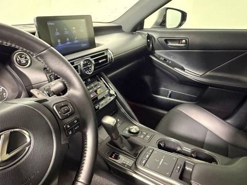 Used 2024 Lexus IS 300 F Sport RWD image 30