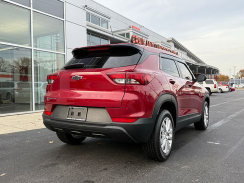 Used 2021 Chevrolet TrailBlazer LS image 4
