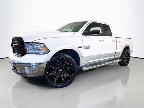 Used 2015 RAM 1500 Laramie w/ Convenience Group image 3