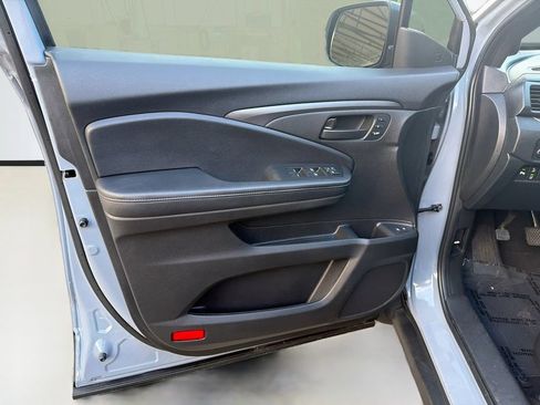 Certified 2023 Honda Passport EX-L image 19