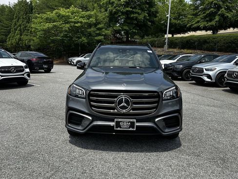 Certified 2024 Mercedes-Benz GLS 450 4MATIC image 3