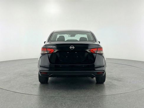 Used 2025 Nissan Versa SV image 7