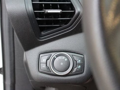 Used 2017 Ford Escape SE AWD/4WD image 15