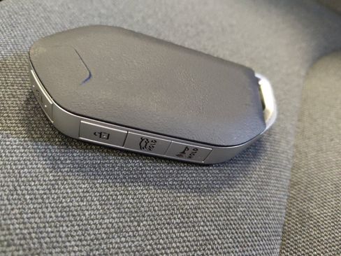 Used 2025 Kia K4 FWD image 32