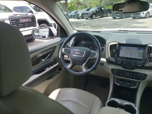 Used 2022 GMC Terrain Denali w/ Denali Premium Package AWD/4WD image 20