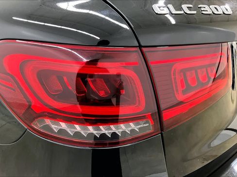 Certified 2021 Mercedes-Benz GLC 300 4MATIC image 28