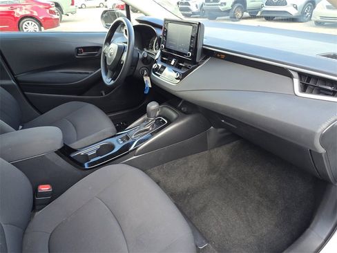 Certified 2022 Toyota Corolla LE image 13