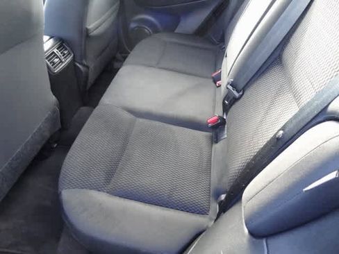 Used 2022 Nissan Rogue Sport S image 8