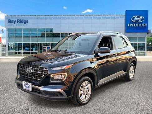 Used 2020 Hyundai Venue SEL FWD image 10
