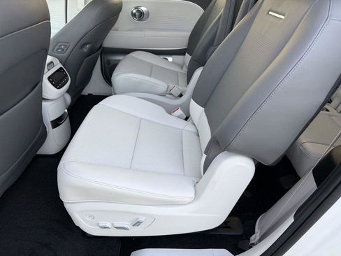 New 2026 Hyundai Ioniq 9 Limited image 7