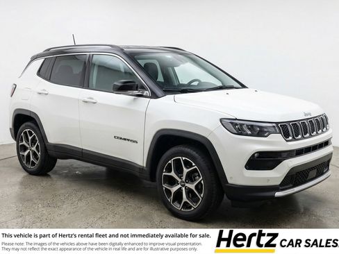 Used 2025 Jeep Compass Limited image 1