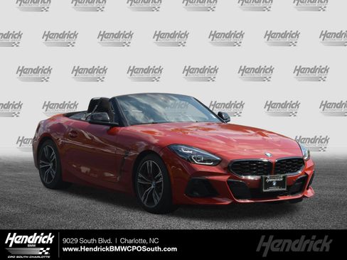 Used 2026 BMW Z4 M40i RWD image 1