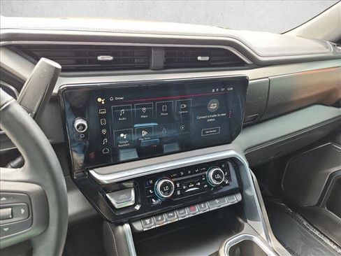 Used 2025 GMC Sierra 2500 Denali w/ Max Trailering Package AWD/4WD image 14