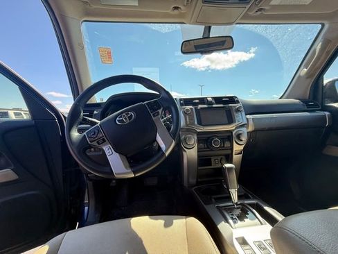 Used 2019 Toyota 4Runner SR5 Premium image 6