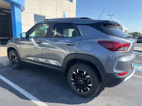 Used 2022 Chevrolet TrailBlazer LT w/ Convenience Package AWD/4WD image 4