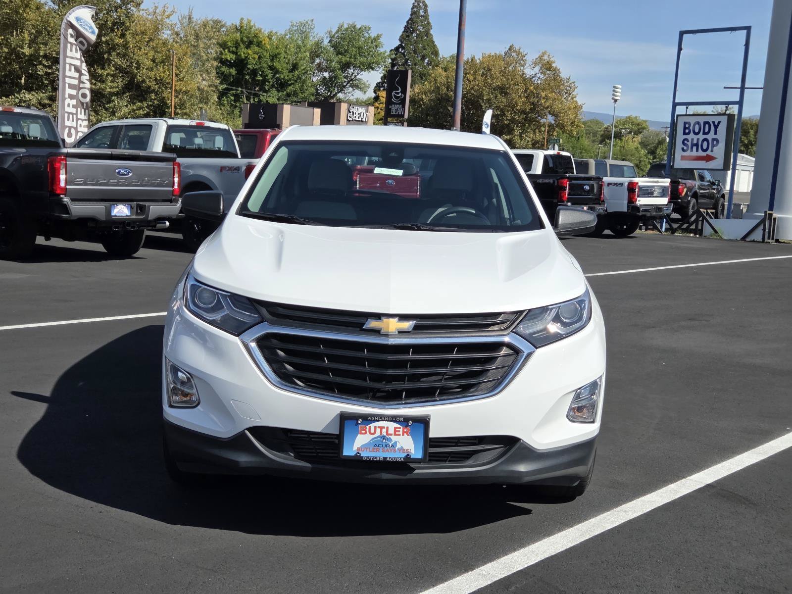 Used 2021 Chevrolet Equinox LS AWD/4WD image 2