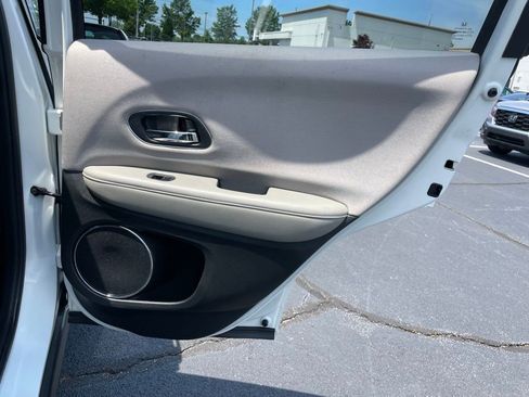 Certified 2017 Honda HR-V EX image 37