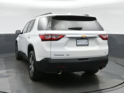 Used 2019 Chevrolet Traverse LT w/ LT Premium Package AWD/4WD image 5