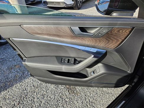 Used 2023 Audi A6 Premium Plus image 7