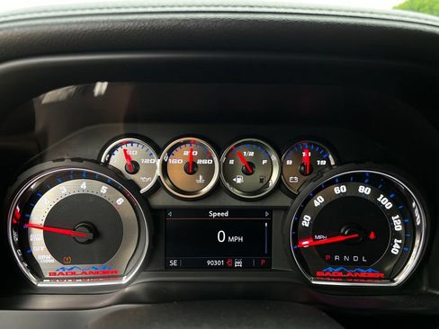 Used 2019 Chevrolet Silverado 1500 LTZ w/ LTZ Plus Package AWD/4WD image 13