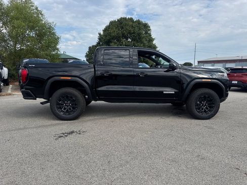 New 2026 GMC Canyon Elevation w/ Convenience Package AWD/4WD image 8