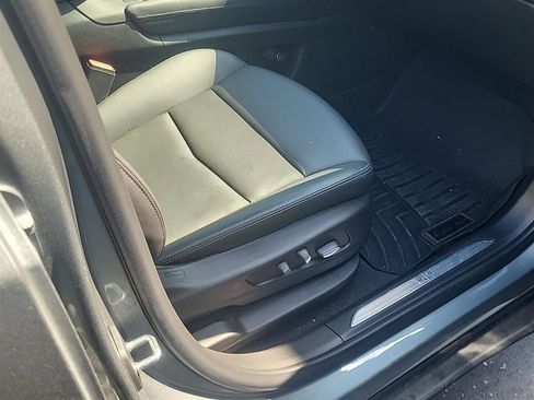 Used 2023 Cadillac XT5 Premium Luxury w/ Technology Package image 11