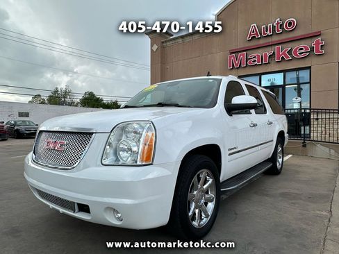 Used 2014 GMC Yukon XL Denali RWD image 1