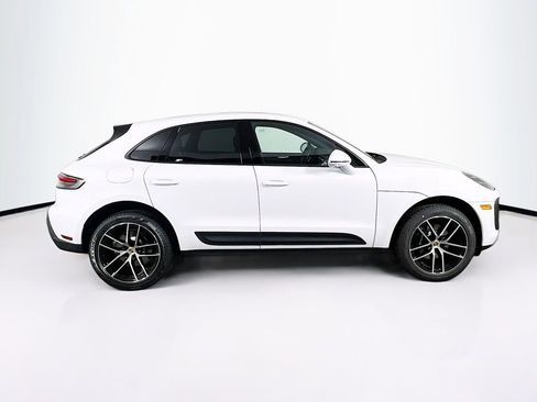 New 2026 Porsche Macan image 8