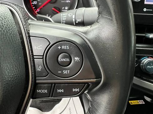 Used 2024 Toyota Camry XSE FWD image 14