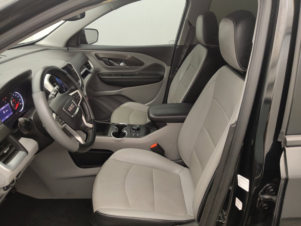 Used 2023 GMC Terrain SLT FWD image 17