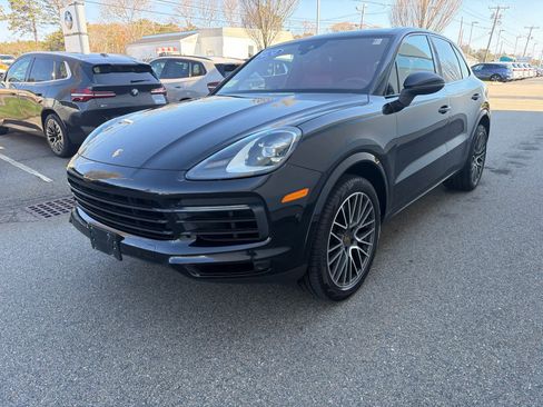Used 2020 Porsche Cayenne AWD/4WD image 3
