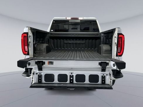 Used 2021 GMC Sierra 1500 Denali w/ Denali Illumination Package AWD/4WD image 25