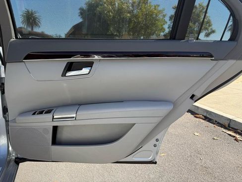 Used 2012 Mercedes-Benz S 550 image 60