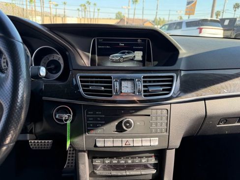 Used 2016 Mercedes-Benz E 350 Sedan w/ Premium Package image 16