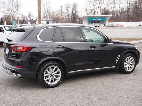 Used 2023 BMW X5 xDrive40i w/ Premium Package image 14