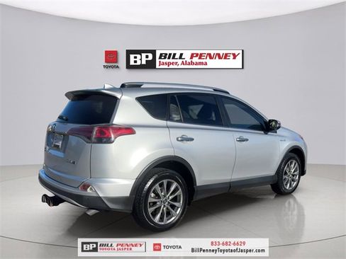 Used 2016 Toyota RAV4 Limited image 5